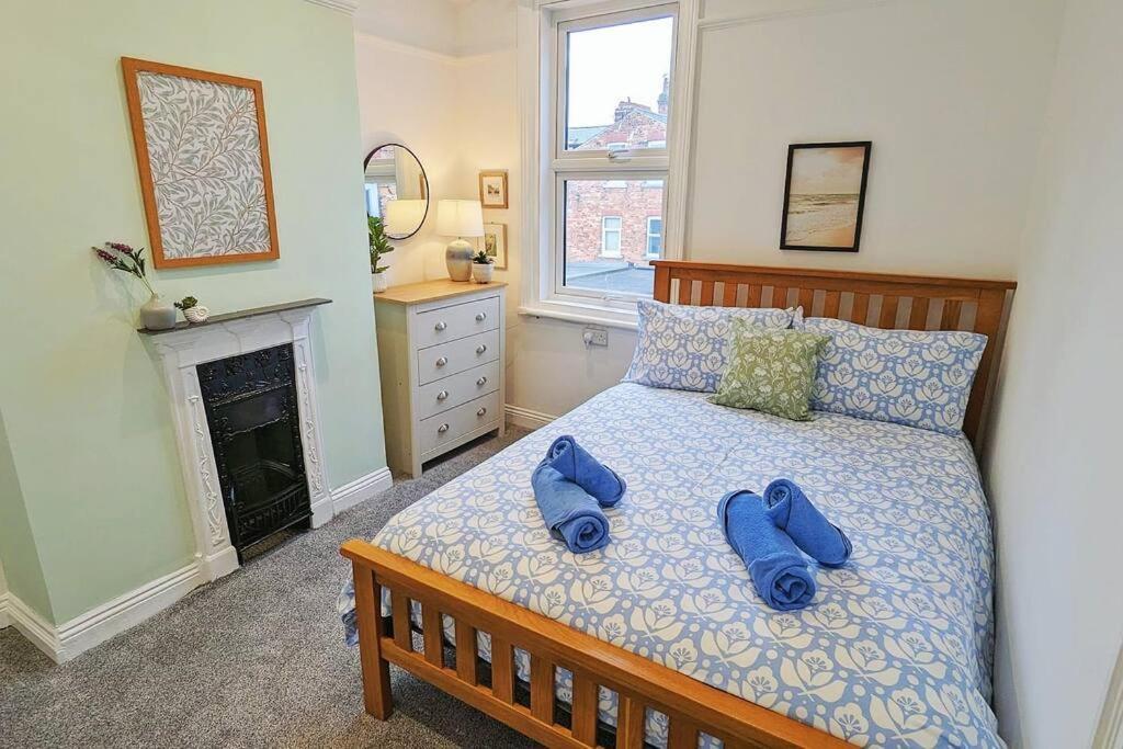 Villa Seaside Escapes - With Relaxing Hot Tub! Scarborough Exterior foto